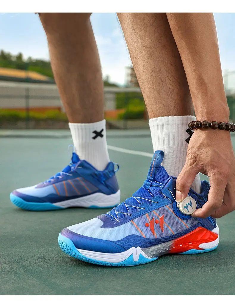 

2025 New Couple Badminton Sneakers Quick Lace Up Outdoor Sports Shoes Breathable Badminton Shoes Anti-slip Badminton Shoes
