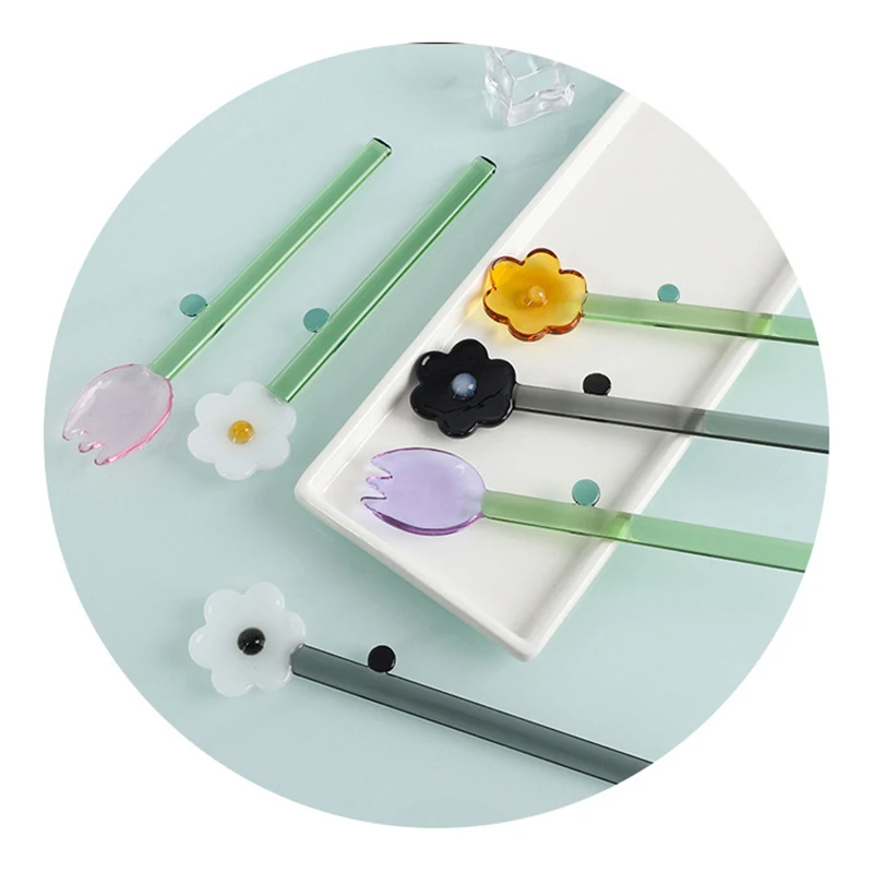 Ergonomic Long-Handle Glass Dessert Spoon Transparent, Flower-Profiled Stirring Utensil for Coffee, Tea, and Bar Service