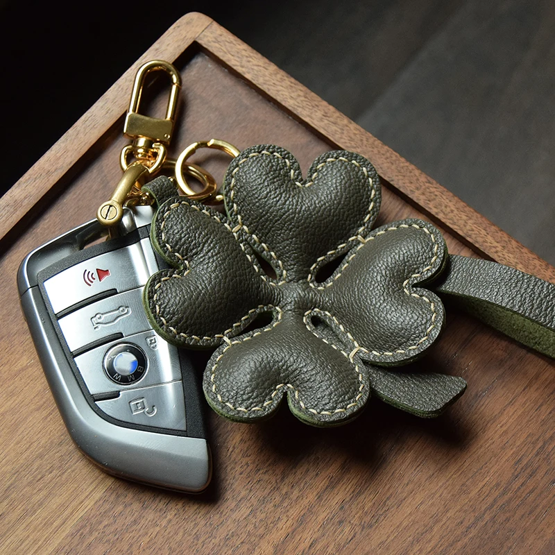 Handmade Leather Shamrocks Patten Green Good Luck Bag Charms Key Ring