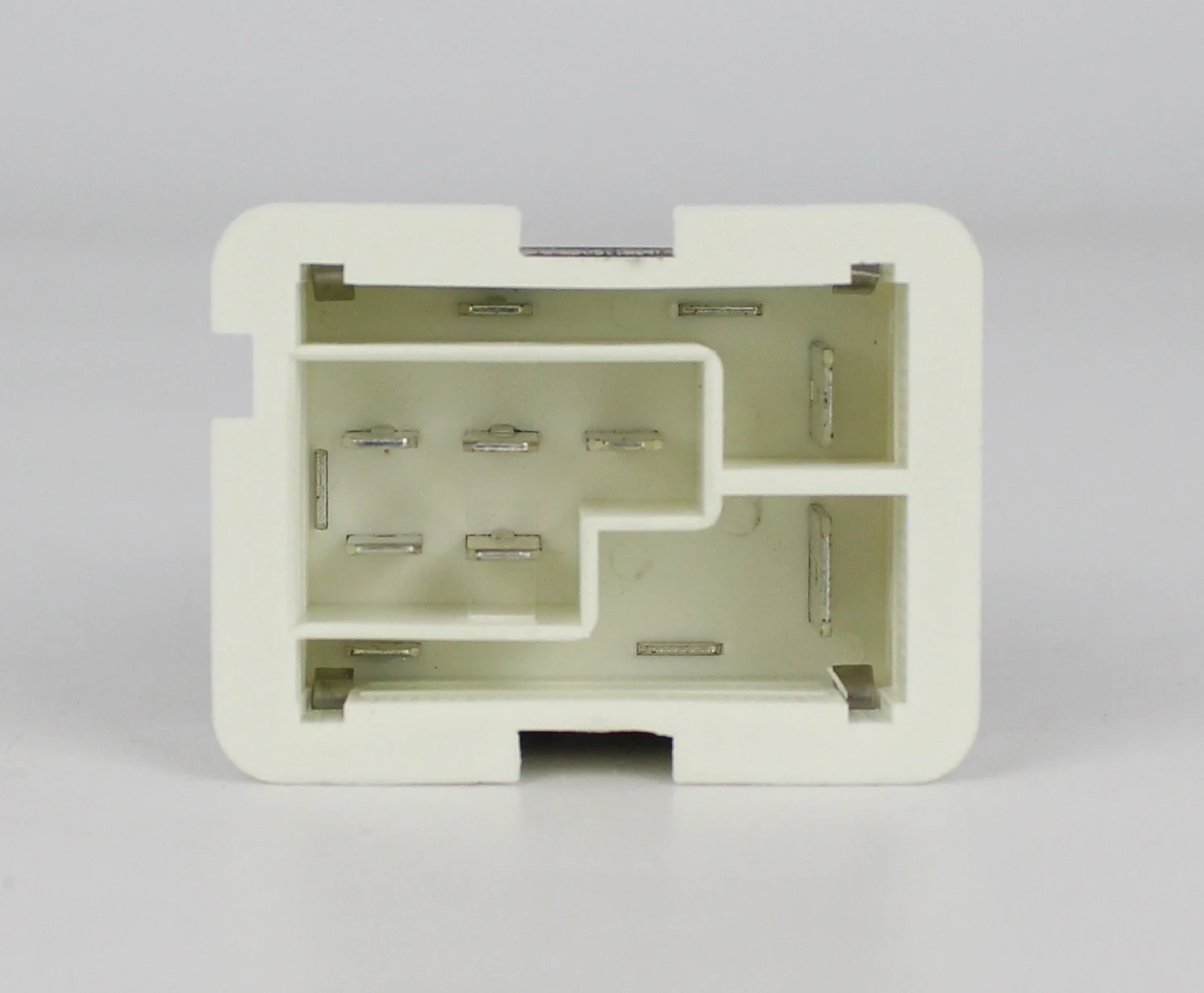 

Blower Fan Relay For OPEL ASTRA H Furgon L70 OEM:90560362 ,52475432