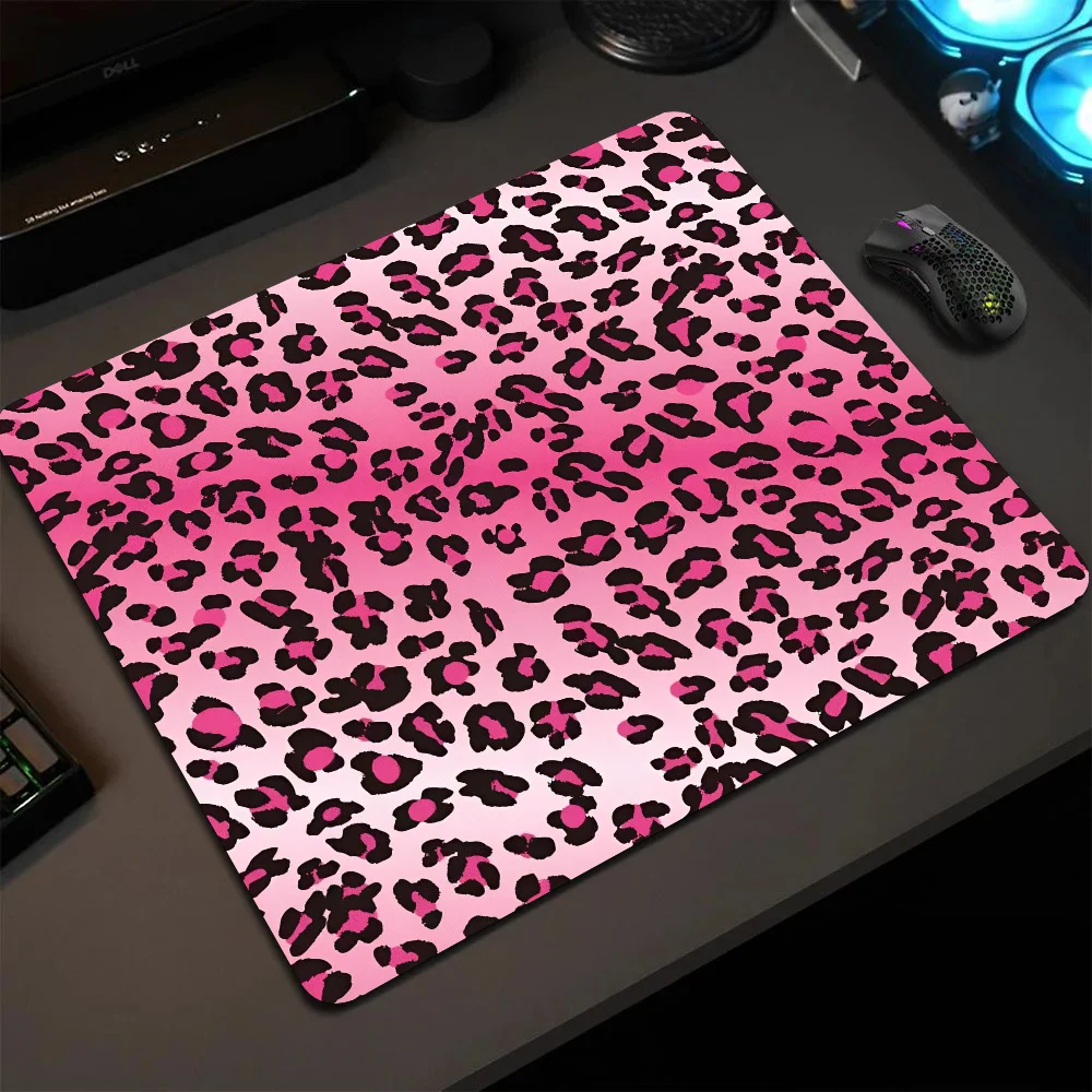 

Leopard Print Mousepad Small LockEdge Mouse Pad For Gamers Computer Desk Pad Rectangular Anti-slip Rubber