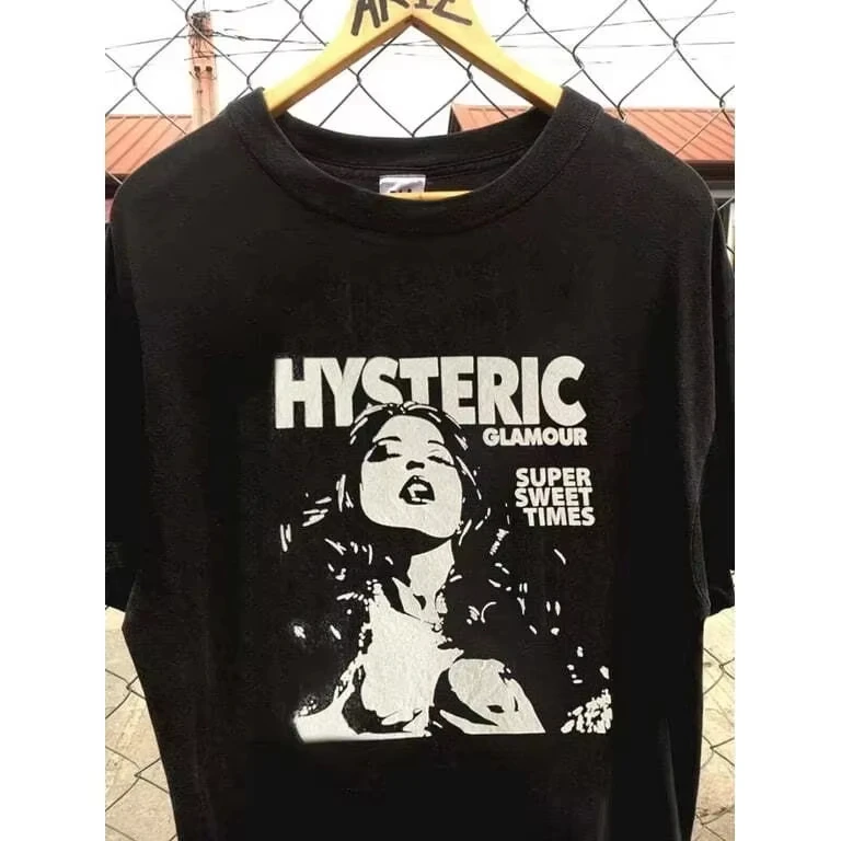 2026 New 90s American Rock Aesthetic Sexy Women Portrait Graphic Tee Cotton Mens Womens T-Shirt Summer Street