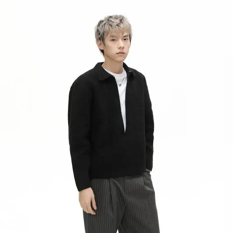 سترات رجالية شتوية على الطراز الكوري لعام 2025 بلوزات حياكة عميقة على شكل حرف v بلون سادة بلوفر سميك غير رسمي فضفاض للرجال #1