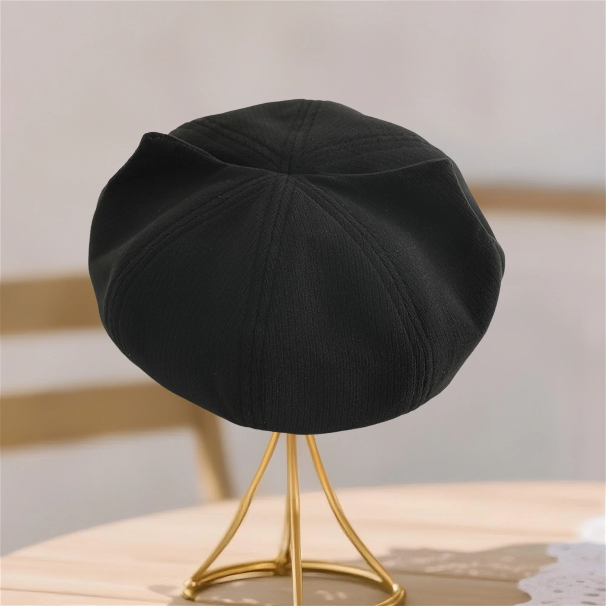 Niedliche Strickmütze für Kleinkinder und Mädchen mit Bommel, französischer Stil, warme Wintermütze für Künstler, bezauberndes Katzenohr-Design