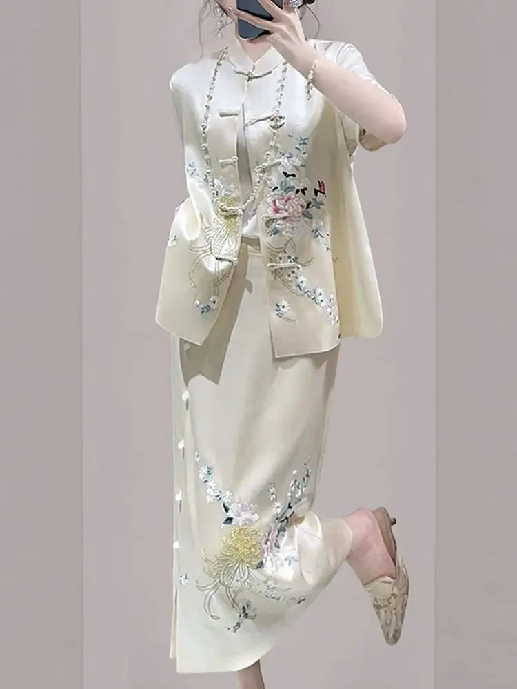 

2025 ​​Summer Modern Oriental Vest Set Satin Acetate Artisan Coordinated​​