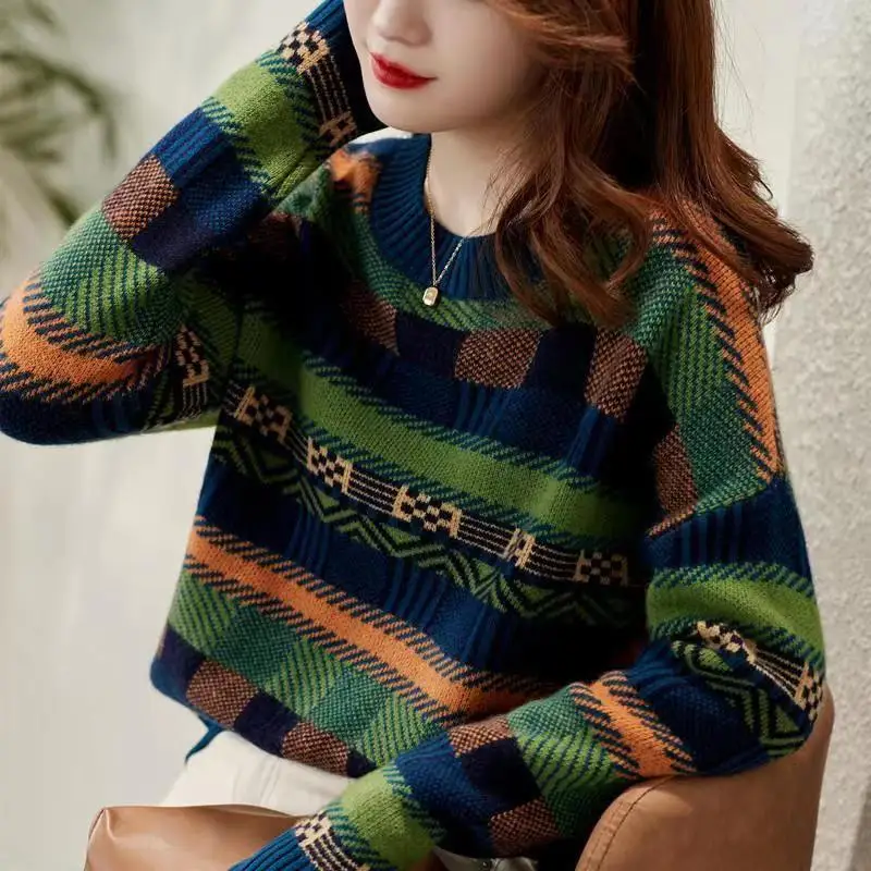 2023 New Autumn Fashion Soft Skincare Versatile Stripe Color Matching Lazy Home Comfortable Thin Knitted Bottom Pullover Sweater