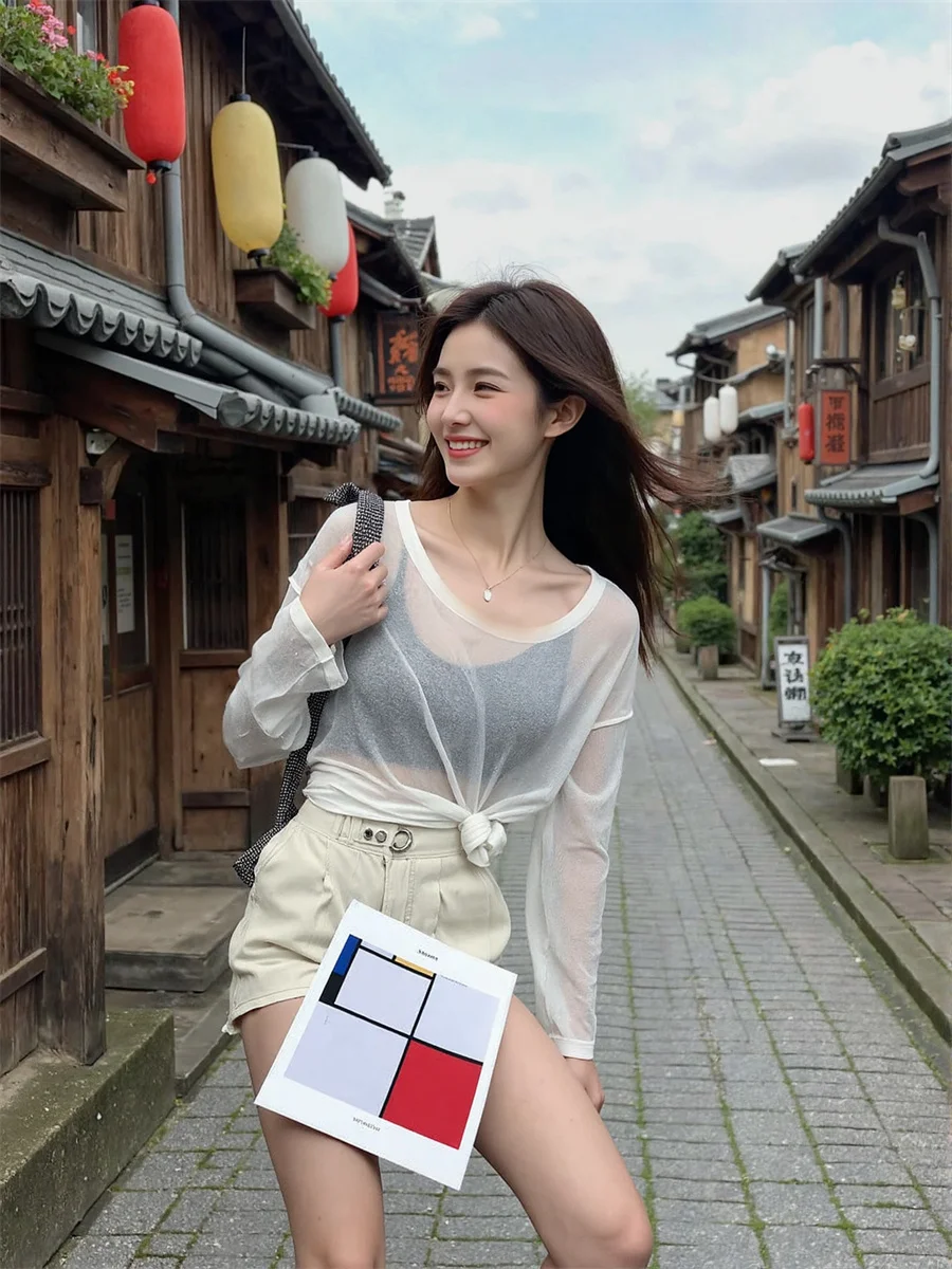 긴 소매 티셔츠 여성용 모달 플레어 갤러리 투어 전시회 방문 예술적 나들이