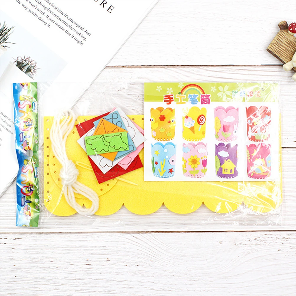 4Pcs DIY Cartoon Felt Pen Holder Craft Set Eco Friendly Educational Sewing Kit for Kids Handmade Pencil Organizer