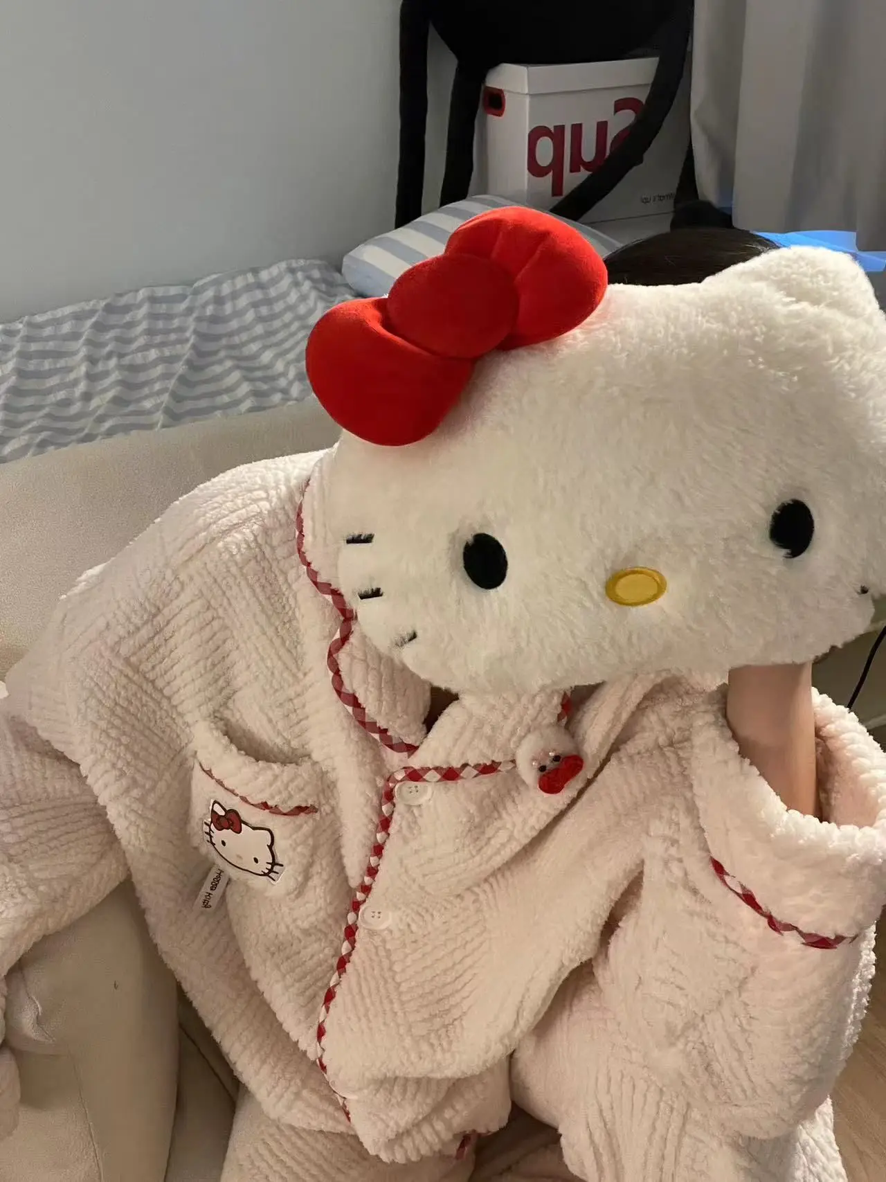 Женский зимний жаккардовый флисовый пижамный комплект Hello Kitty 2025, плюшевая термоуютная одежда для сна и домашняя одежда для дома, мягкая теплая одежда