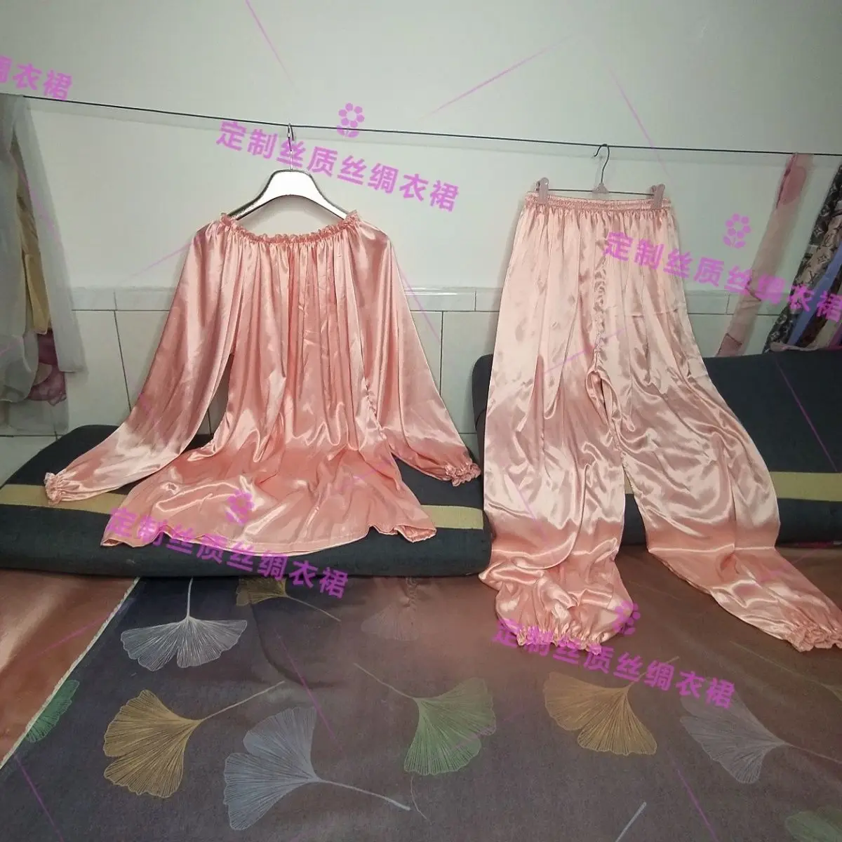 

Glossy satin pajamas two-piece set Women long sleeve silk loose sleeping plus size top pants