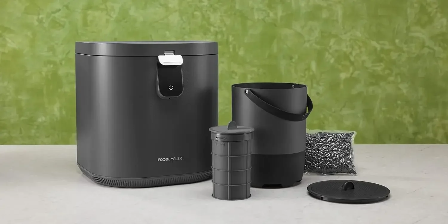 

Eco 5 by Vitamix, quiet, odorless food waste reducer