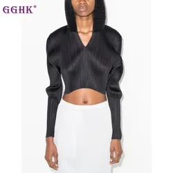 GGHK Pleated Fashion Women Hoodie 2025 Spring New Solid Color V-Neck Long Sleeve Loose Stretch Design Casual Retro Top