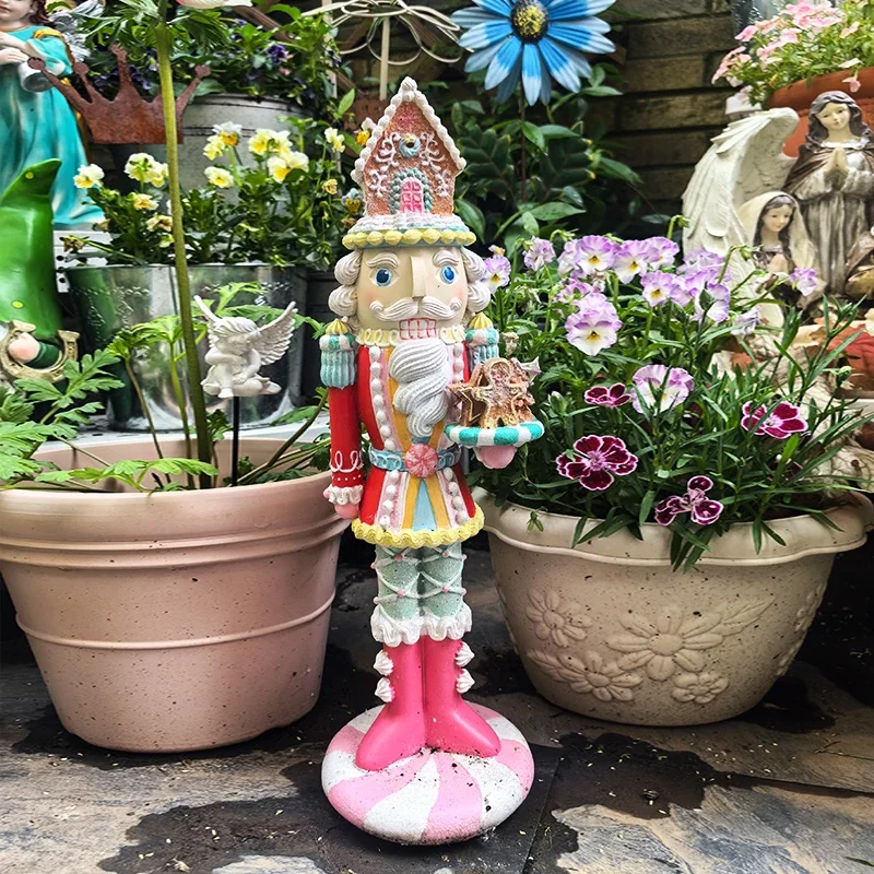 

56Cm oversized nutcracker resin Christmas atmosphere decoration ornament special offer