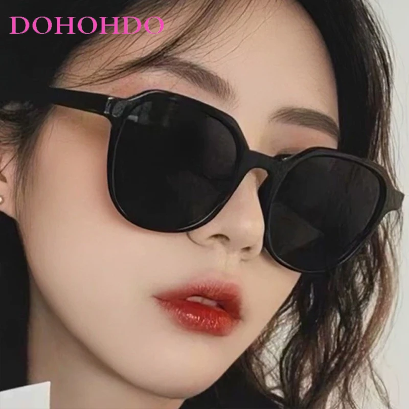 

Classic Retro Design Oval Big Frame Women's Sunglasses Brand Luxury Sun Glasses Men Outdoor Driving Travel Shades UV400 Lentes