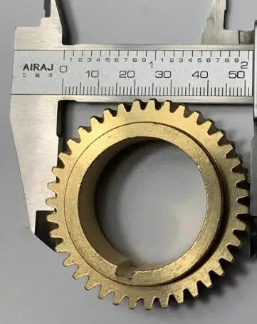 Worm gear,Copper wheel OD52*ID32*H16MM with 39 teethes apply for 1001 Mechanical automatic feeder, Milling machine accessories