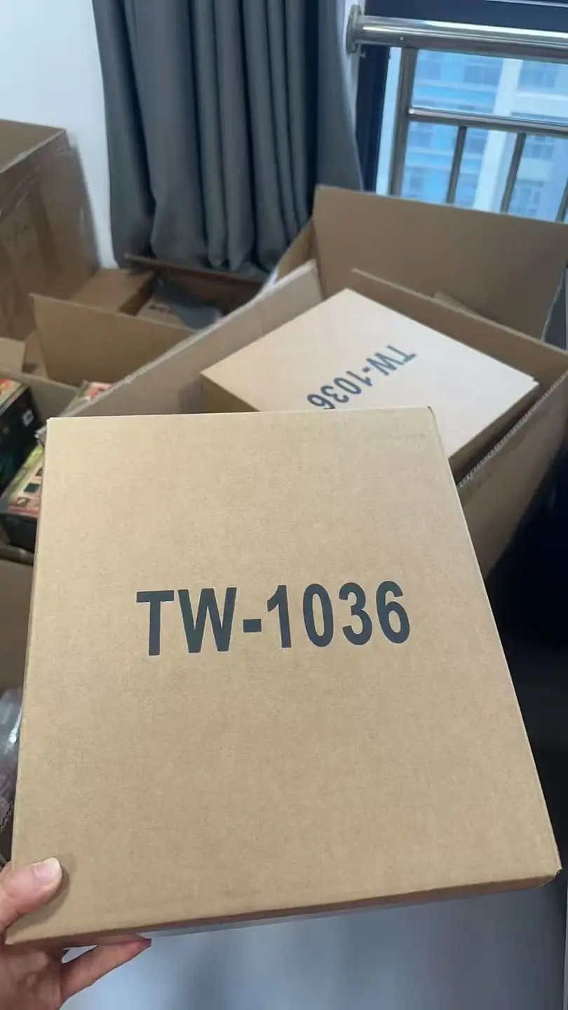 

BAIWEI Transformation TW-1036 TW1036 08 Animated Version OP Prime Figure Model Collection Toy Gift