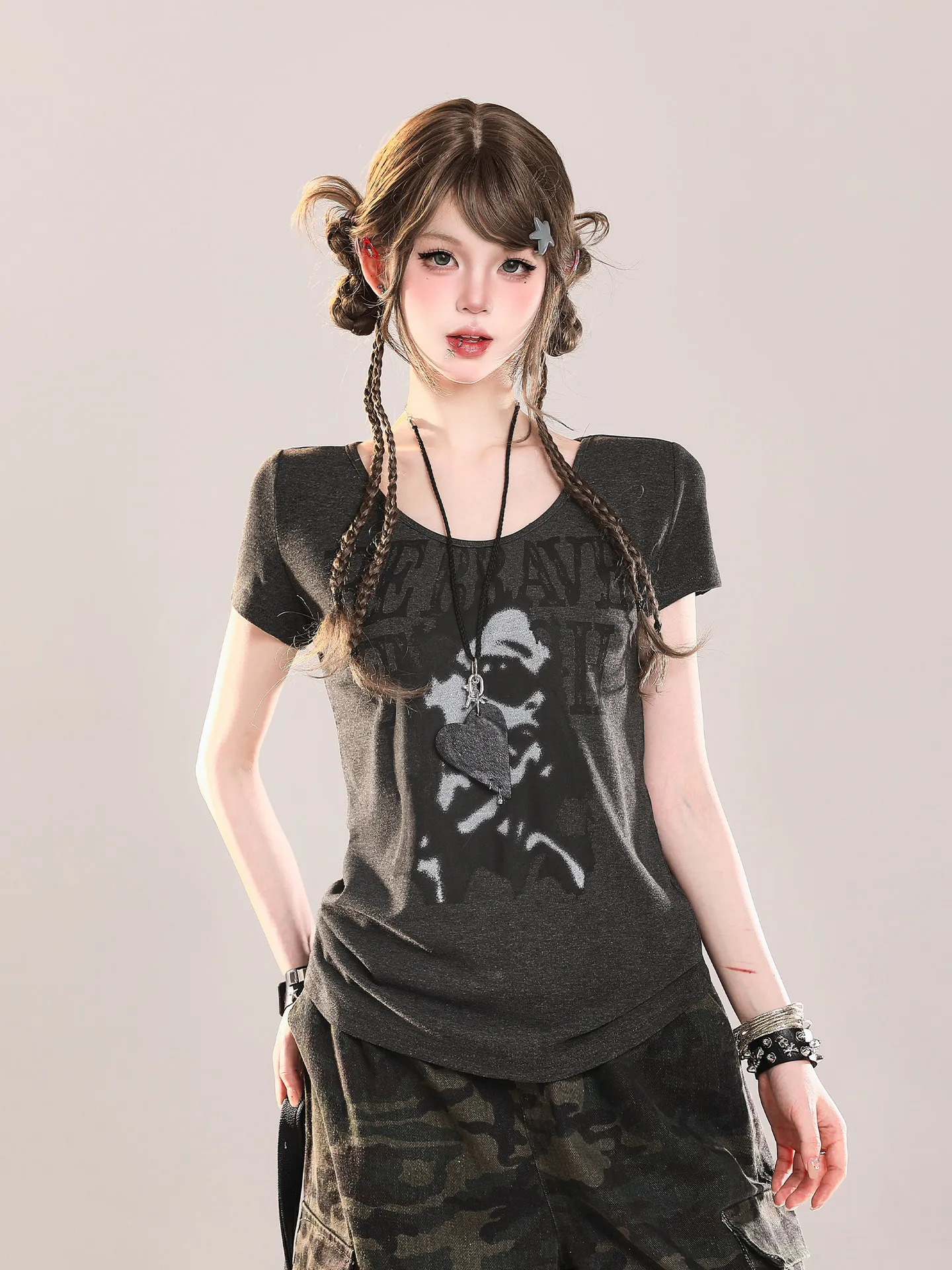 

High Quality Hot Selling Wholesale Summer Retro Sexy Design Printed Shoulder Short Sleeved T-shirt Slim Fit Short Top Women Y2K