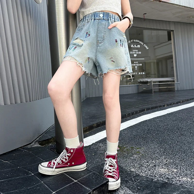 Summer Stylish Kids Destroyed Ripped Denim Shorts with Embroidery For Tweens Girl High Fashion Street Broken Mini Shorts Child