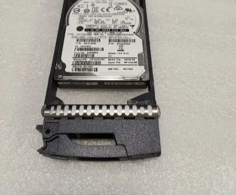 

For X423A-R5 00V7528 00V7529 900G 10K SAS 108-00222 server hard disk