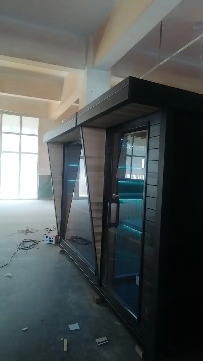 High Quality Red Cedar 3-Person Outdoor Modern Design Sauna Room with Shower Customized