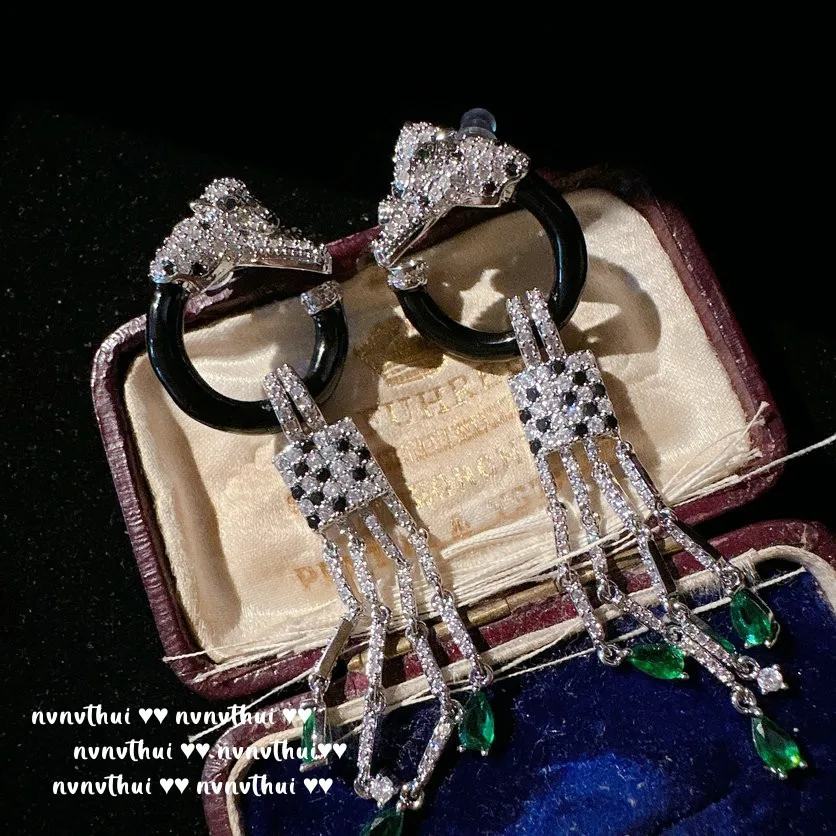 Delicate Novel 925 Silver Sparkling Zircon Leopard Penadant Necklace for Women Gorgeous Statement Banquet Trendy Female Jewelry