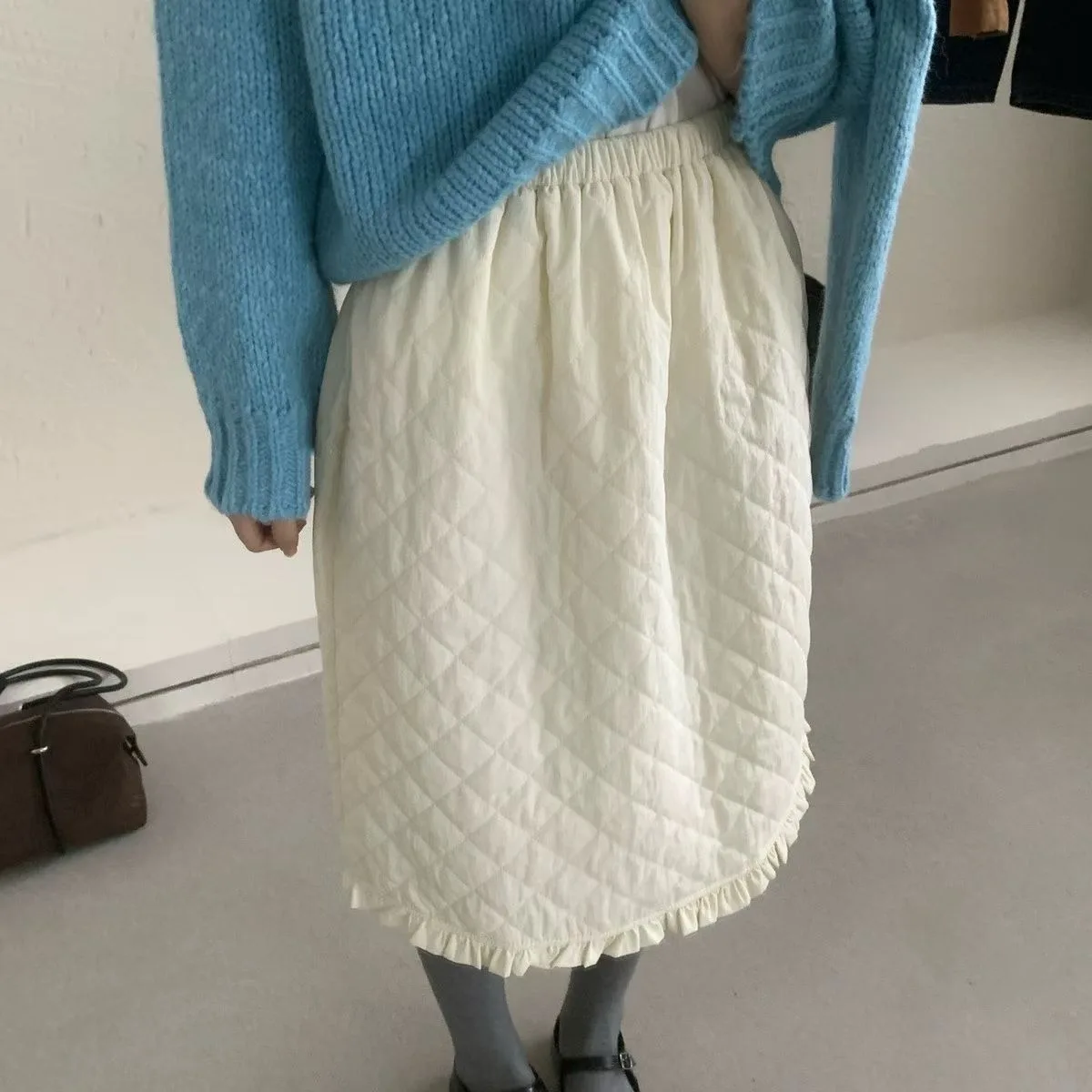 시크한 가을 겨울 미디 스커트 여성용 미디엄 길이 A라인 스커트 우드 에인 디자인과 코튼 거즈 레트로 스타일