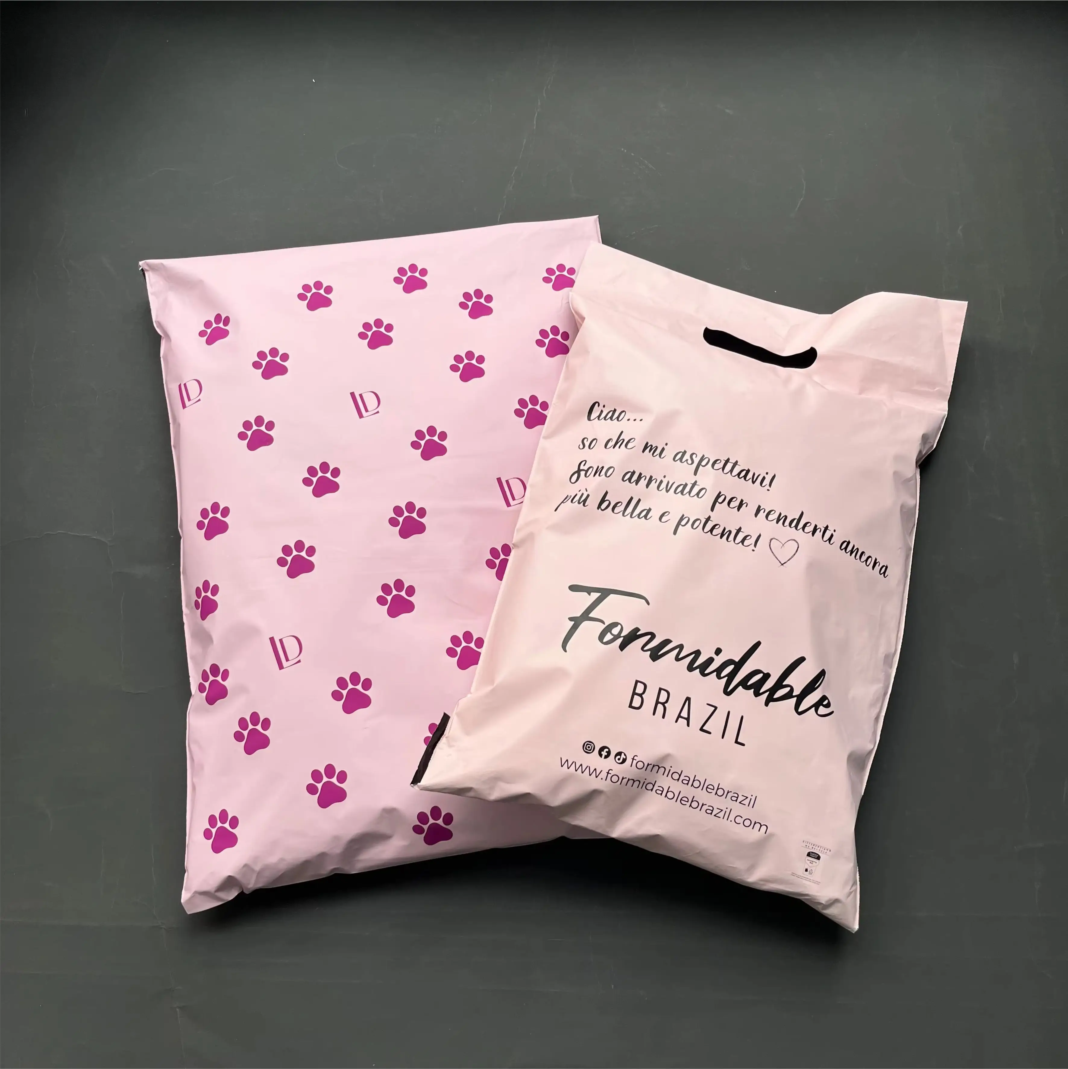 Eco friendly wholesale  high quality luxury light pink custom printed poly mailers