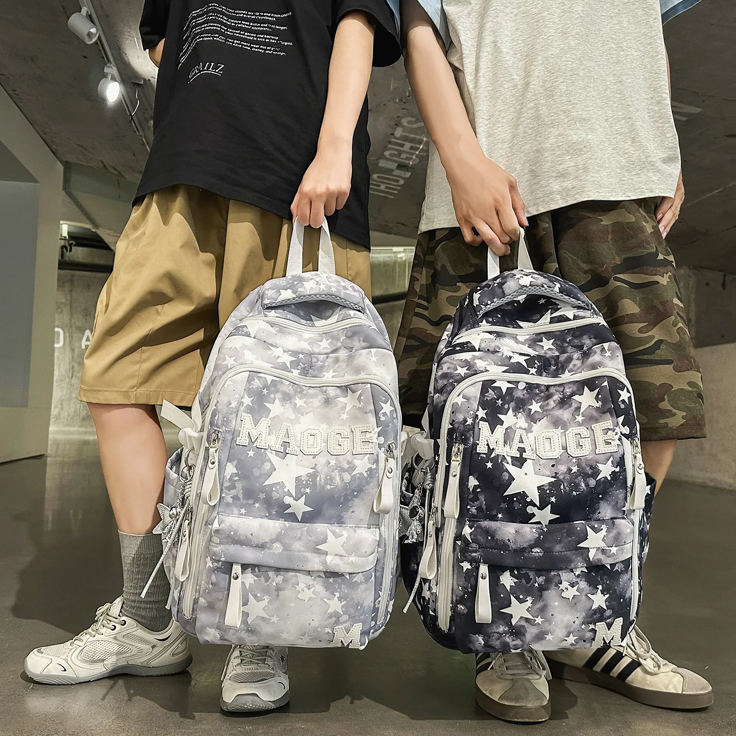 Gradient-Color Star-Printed Nylon Backpack Teen Students Schoolbags Unisex Outdoor Casual Hiking Camping Travel Large Rucksack
