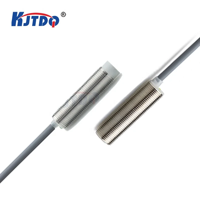 M18 Current Output Voltage Output PNP Analog Inductive Proximity Sensor 36V 22V 24V Metal shielded Sn 7mm