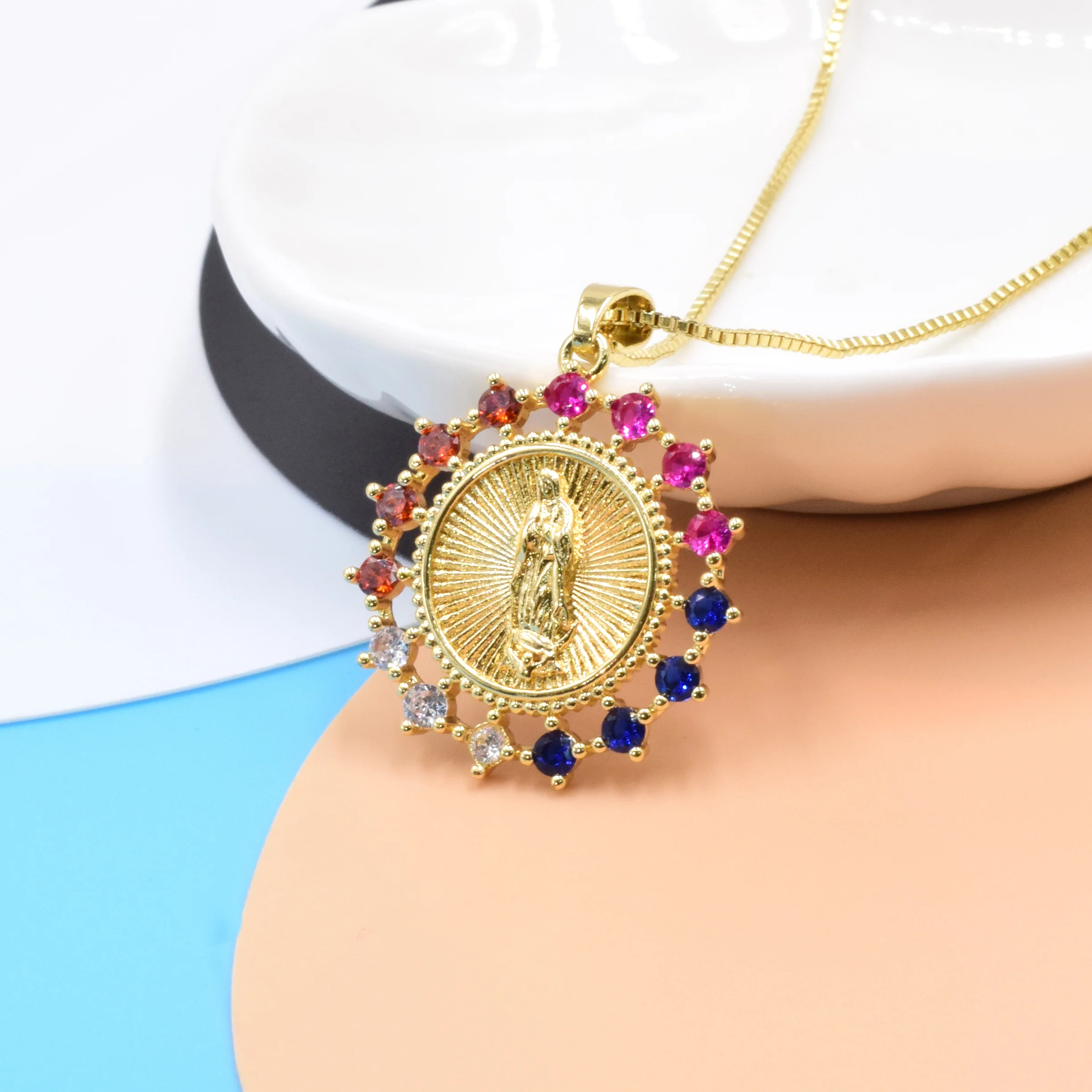 Christian Guadalupe Virgin Mary Pendant Copper 18K Gold Plated AAA Cubic Zirconia Pendant Box Chain Necklace Faith Jewelry