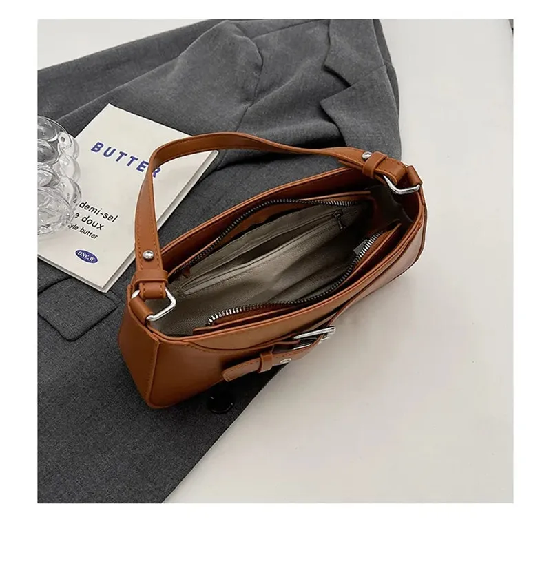2023 Winter Female Simple Small Retro Crossbody Bags Belt Buckle New Design Leather Small Shoulder Bags For Women Handbags