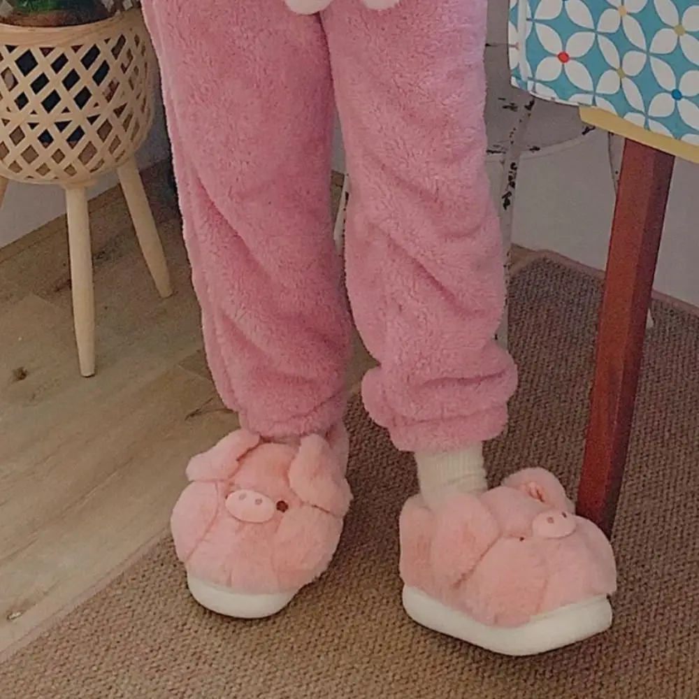 

Fashion Homewear Pig Plush Slippers Cartoon Anti-slip Winter Warm Slippers Thick Soled Cute Furry Cotton Shoes Indoor