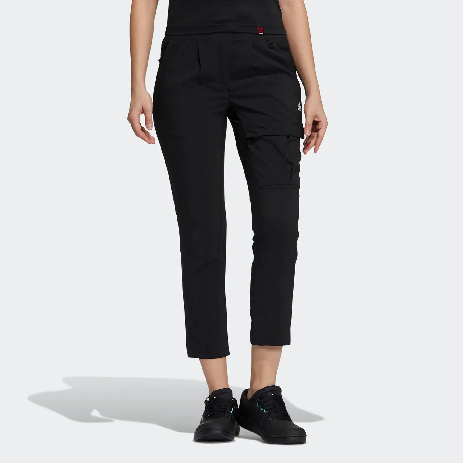 

Оригинальные женские спортивные повседневные брюки Adidas W UTL PANTS H13817