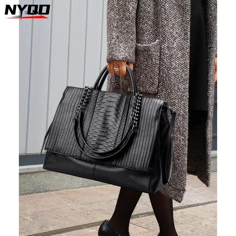 Bolso de mano grande negro de lujo para mujer, bolsos de piel de cocodrilo simples de lujo, bolso de hombro con cadena para mujer, monederos y bolsos