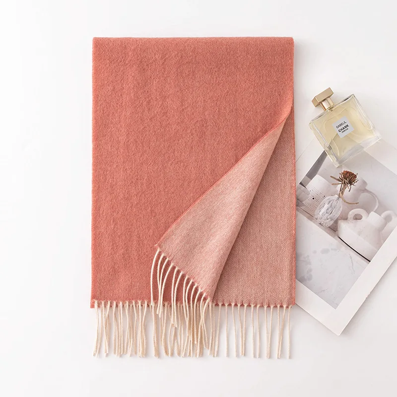 ผ้าพันคอผู้หญิงฤดูหนาวขนสัตว์คอยาวผ้าคลุมไหล่อุปกรณ์เสริมที่อบอุ่นสําหรับฤดูใบไม้ร่วงเย็นสภาพอากาศวันหยุดหรูหรา