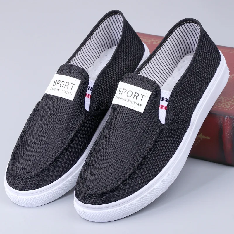 2026 Men Casual Shoes Slip on Canvas Fashion Sneakers Breathable Summer Walking Loafers Non Slip Comfortable Youth Skate Flats