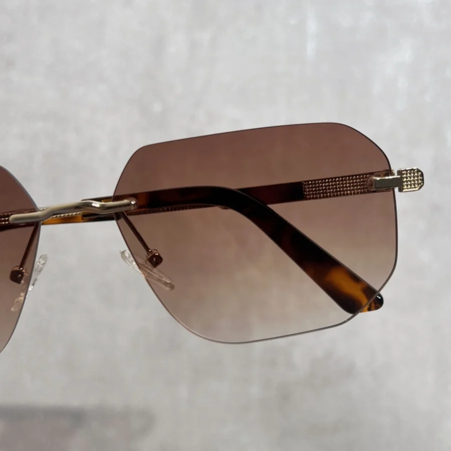 1 قطعة نظارات الموضة للجنسين الجديدة عالية الجودة قطع الحافة مربع العصرية الرجعية تنوعا هدية عيد الجمعة السوداء اليومية حفلة Gatheri