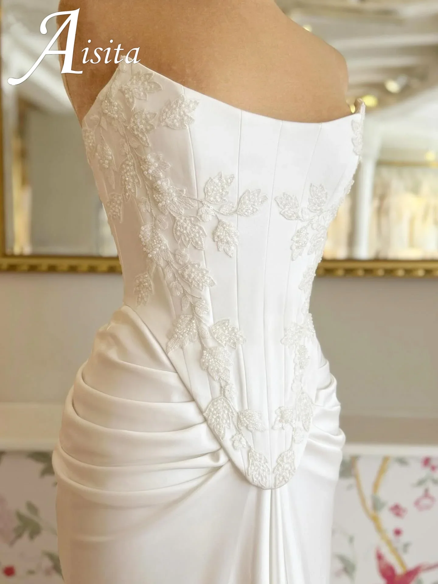 Verngo lvory Crepe Wedding Dress Off Shoulder Mermaid Bridal Gowns Pleat Sweap Train Bride Dress Customized vestido de satén