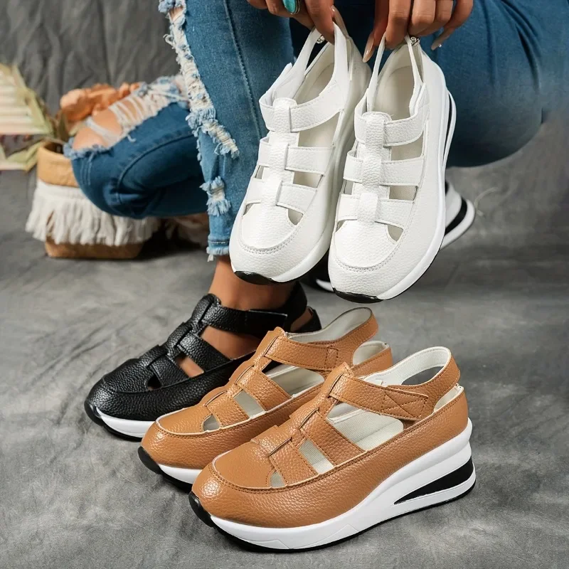 

Женские сандалии на танкетке из искусственной кожи с вырезами, на платформе, с закрытым носком, с ремешком на щиколотке, повседневные, удобные, летние, для прогулок, кроссовки для женщин