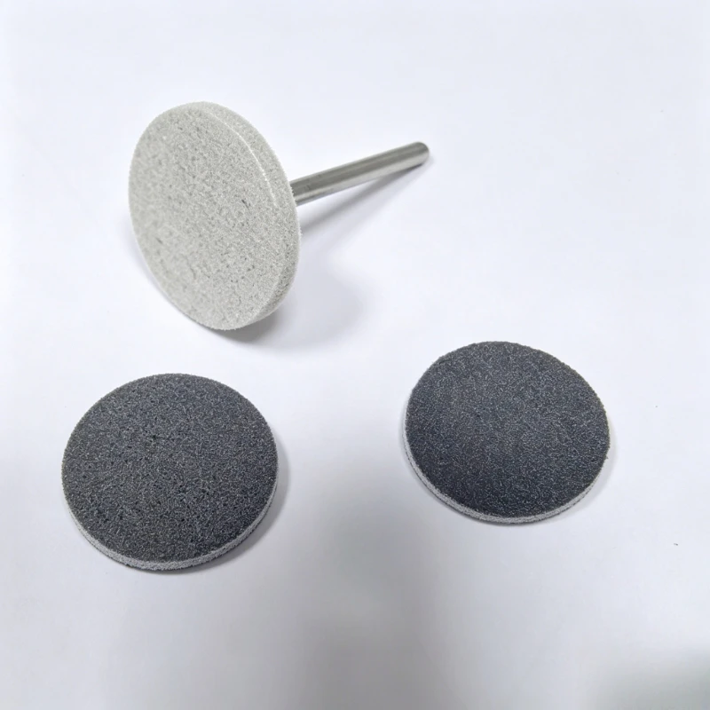 

3Pcs Nail Tool Set: UFO Grinding Bit for Square/Trapezoidal Nails + 2 Sandpaper Sheets. Durable, Heat-resistant, Easy Clean.