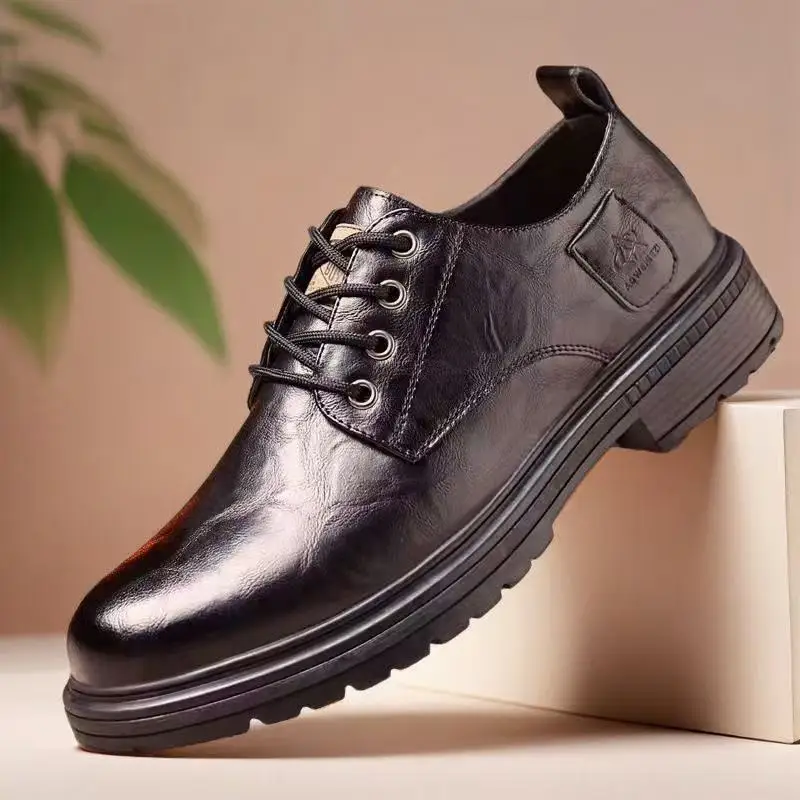 Mens Low Cut Casual Shoes Genuine Leather British Retro Style Business Casual Soft Sole Big Head Work Boots for Spring Autumn