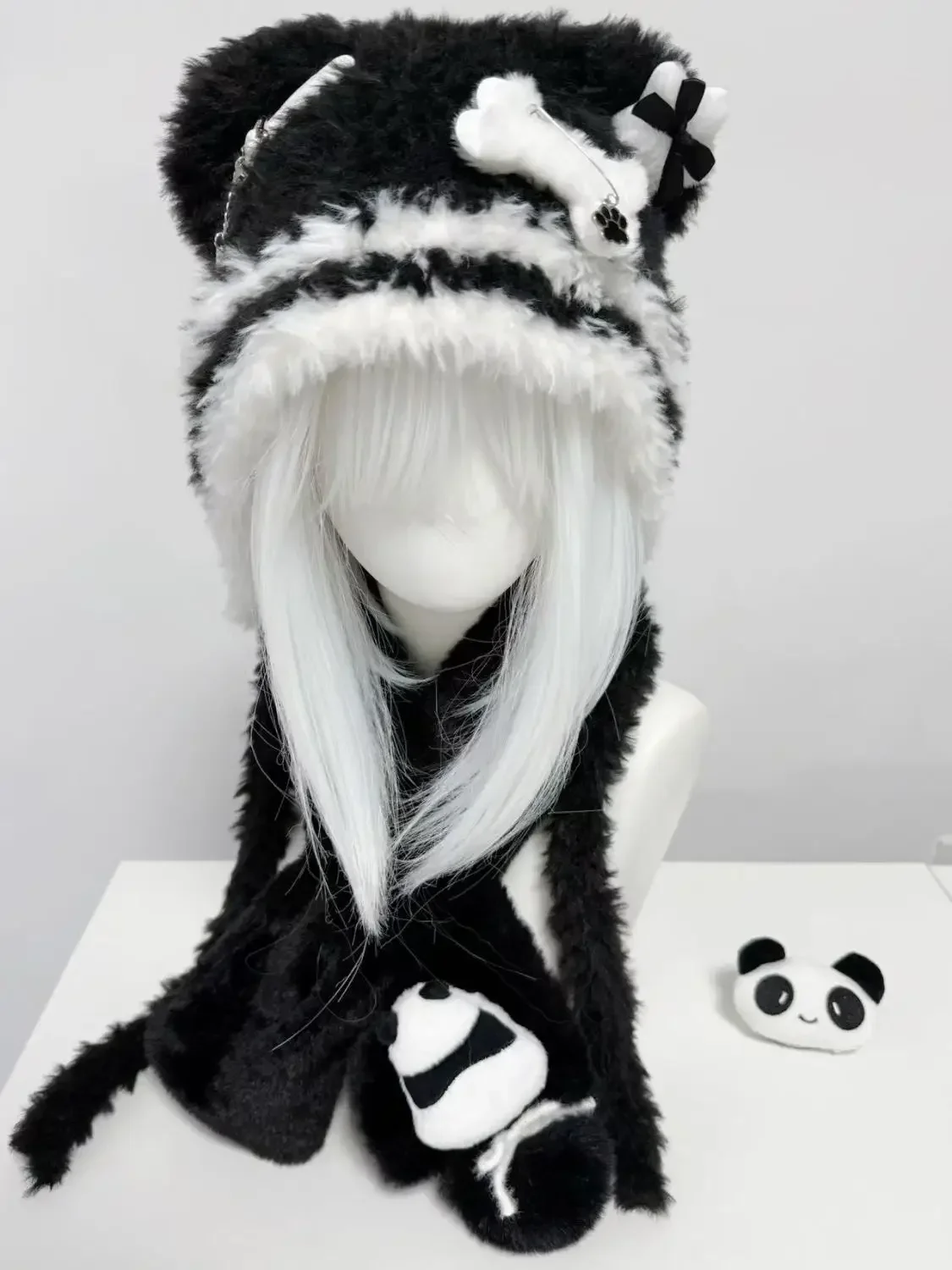 Original Subculture Cartoon Bear Hat Cute Pendant Y2k Aesthetic Stripe Knitted Hat Bonnets for Women Winter New Pullover Hats