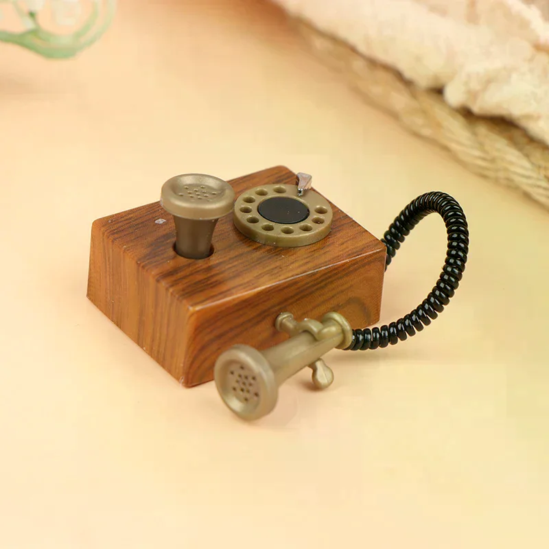 /GJ/1: 12 Dollhouse Mini ornaments simulated fixed telephone and retro telephones