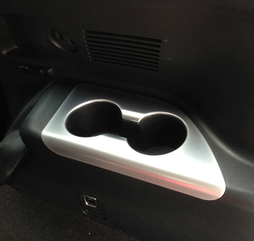 

ABS Pearl Chrome Interior Rear Cup Holder Cover Trim For Toyota Highlander 2014-2019 Car Accessories Stickers