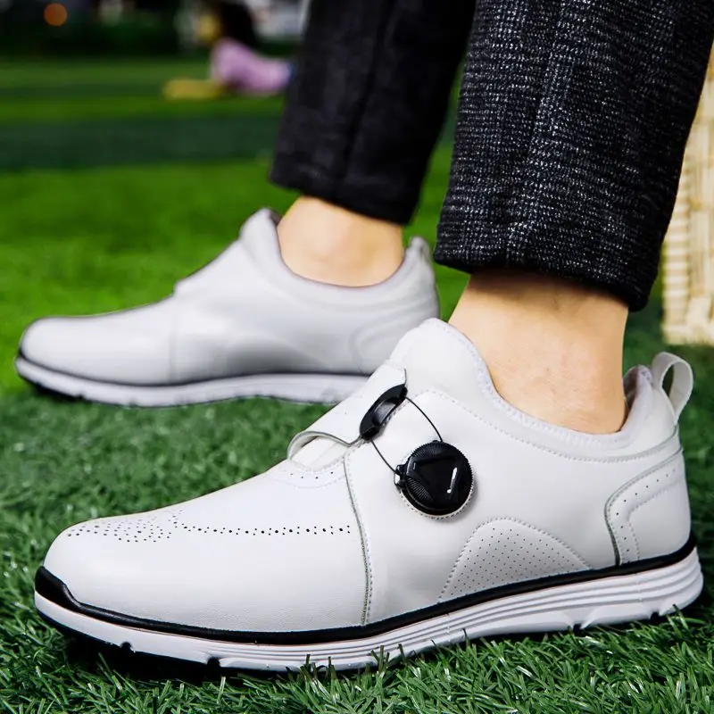 2022 Waterproof Men Golf Shoes Professional Lightweight Golf Sneakers Women Outdoor Running Shoes Casual Sports Golfing Footwear