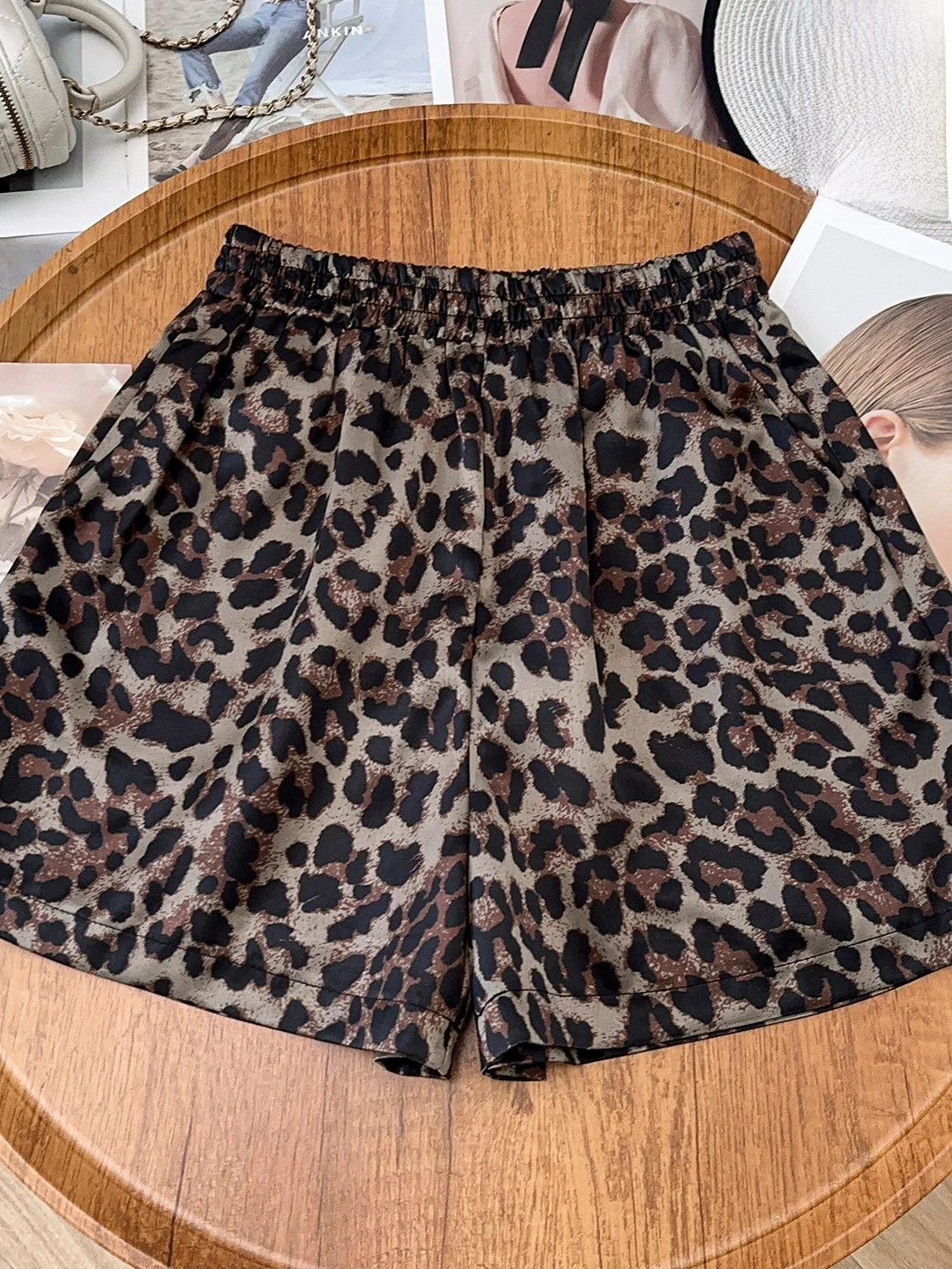 High Waist A-Line Short Pants Women's Summer Thin Wide Leg Pants Slimming High Waist Elastic Band Leopard Print Casual Trousers