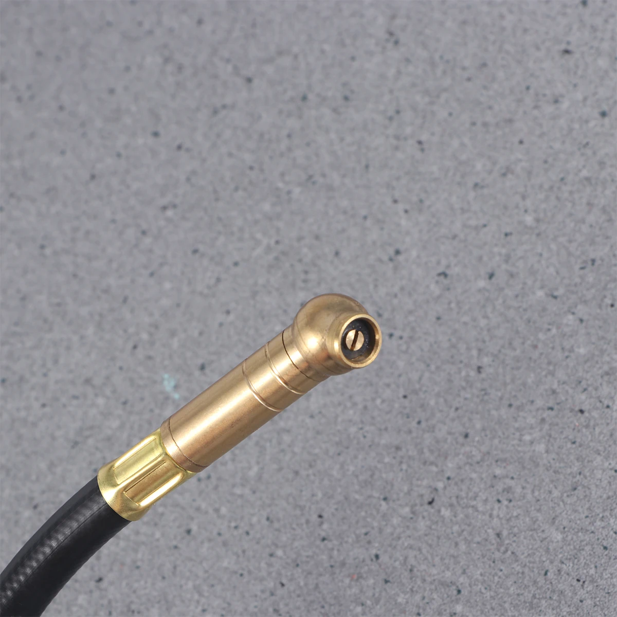 

Tire Pressure Gauge Flexible Air Hose Auto Truck International Accuracy Standards Car Harsh Condition Use