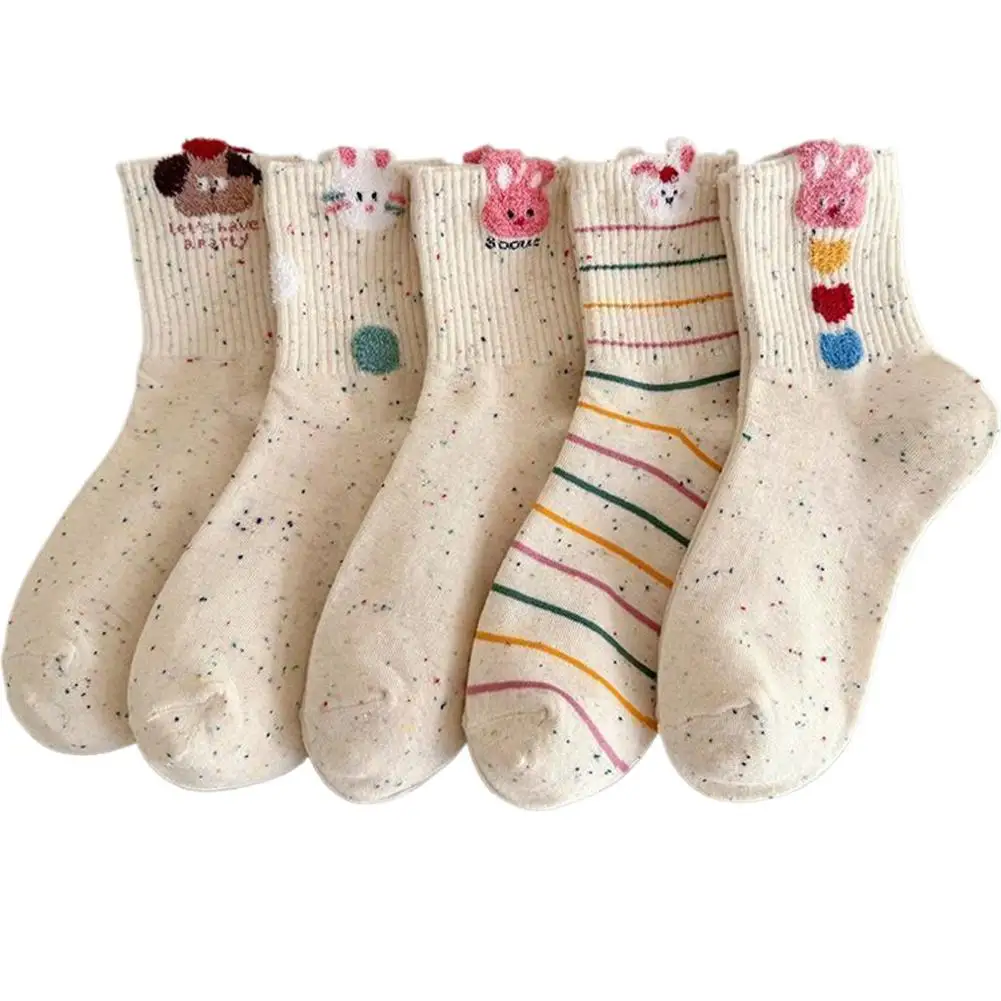 غزل أفخم ثلاثية الأبعاد أرنب صغير مطرز جوارب مطبوعة المرأة شريط لطيف الكرتون الأوسط جوارب أنبوبية مريحة ومتعددة الاستخدامات