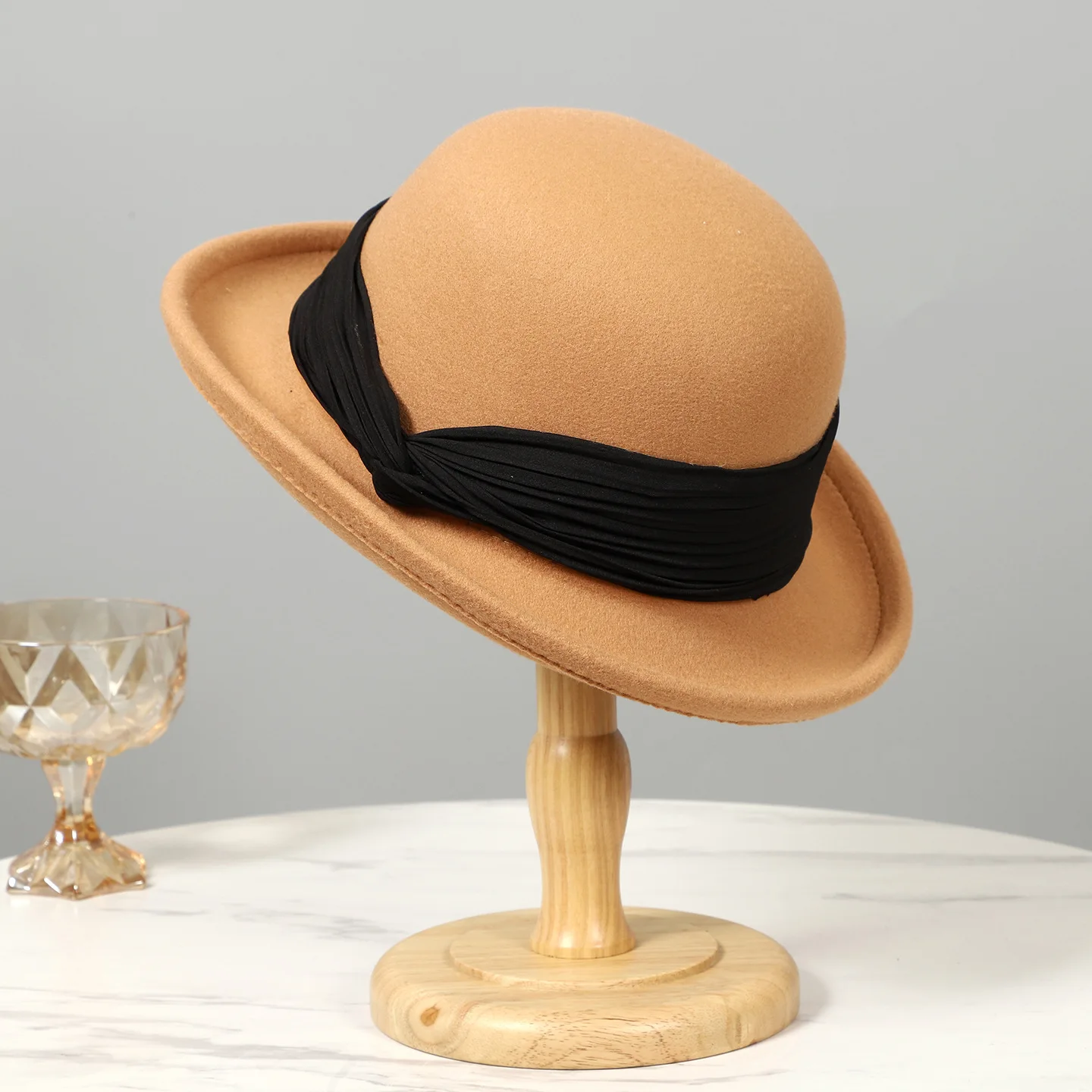 face small wool felt crimped fisherman's hat children spring and autumn winter fashion British retro basin hat top hat tide