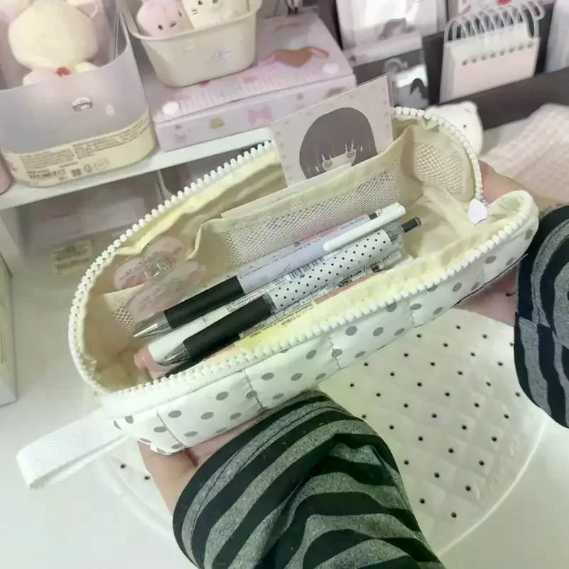 Minimalist Polka Dot Design Pencil Case Large Capacity Portable Multi Functional Pen Bag Stationery Bag Student Gift